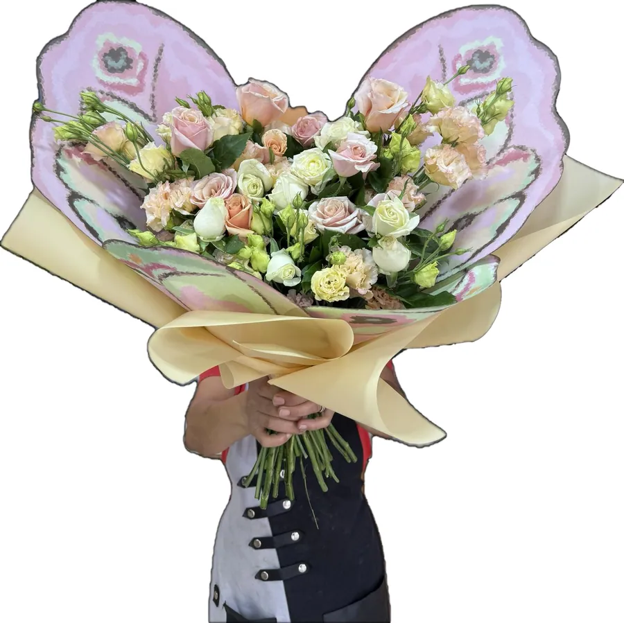 Kelebek ambalajlı buket — DİA Flowers Belek